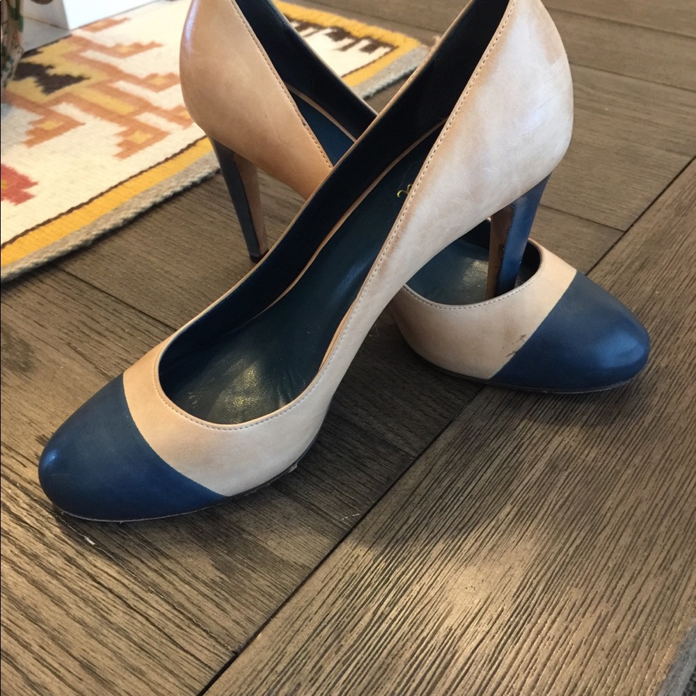 Cole Haan pumps